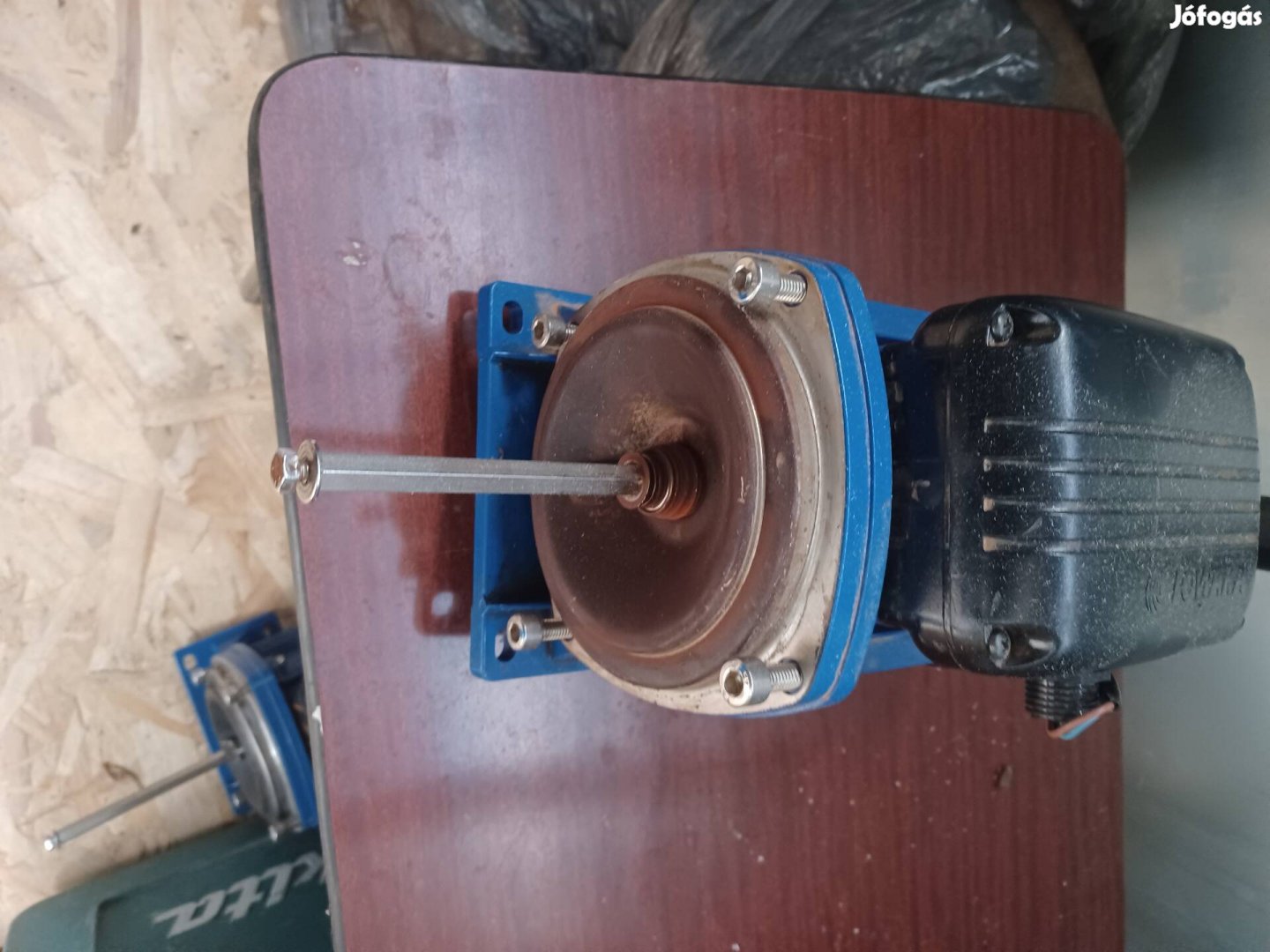 Kettő darab szivattyú motor eladó