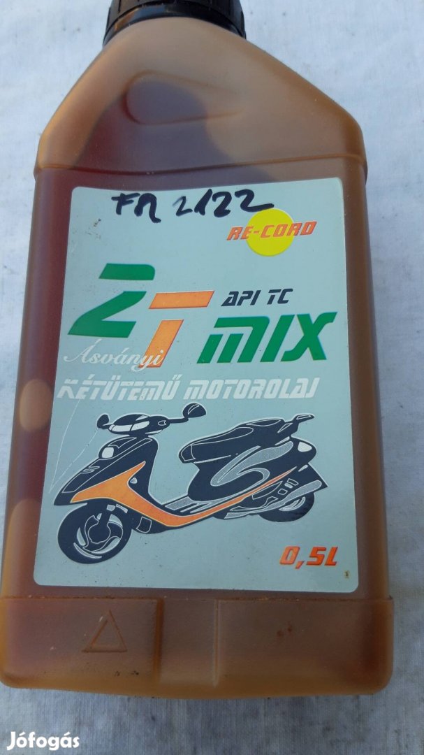 Kétütemű olaj 2T motor és szgk hoz új dobozában 
