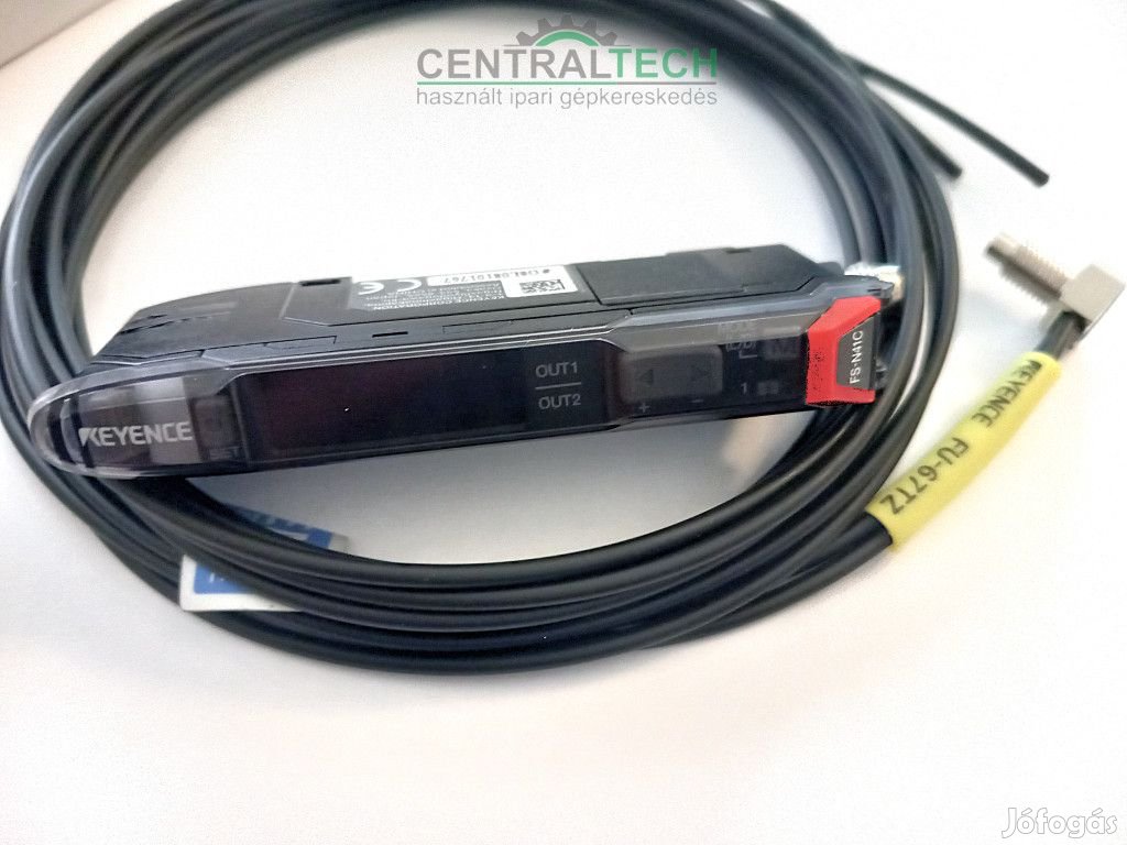Keyence FS-N41C digitális száloptikás érzékelő erősítő, FU-67TZ optik