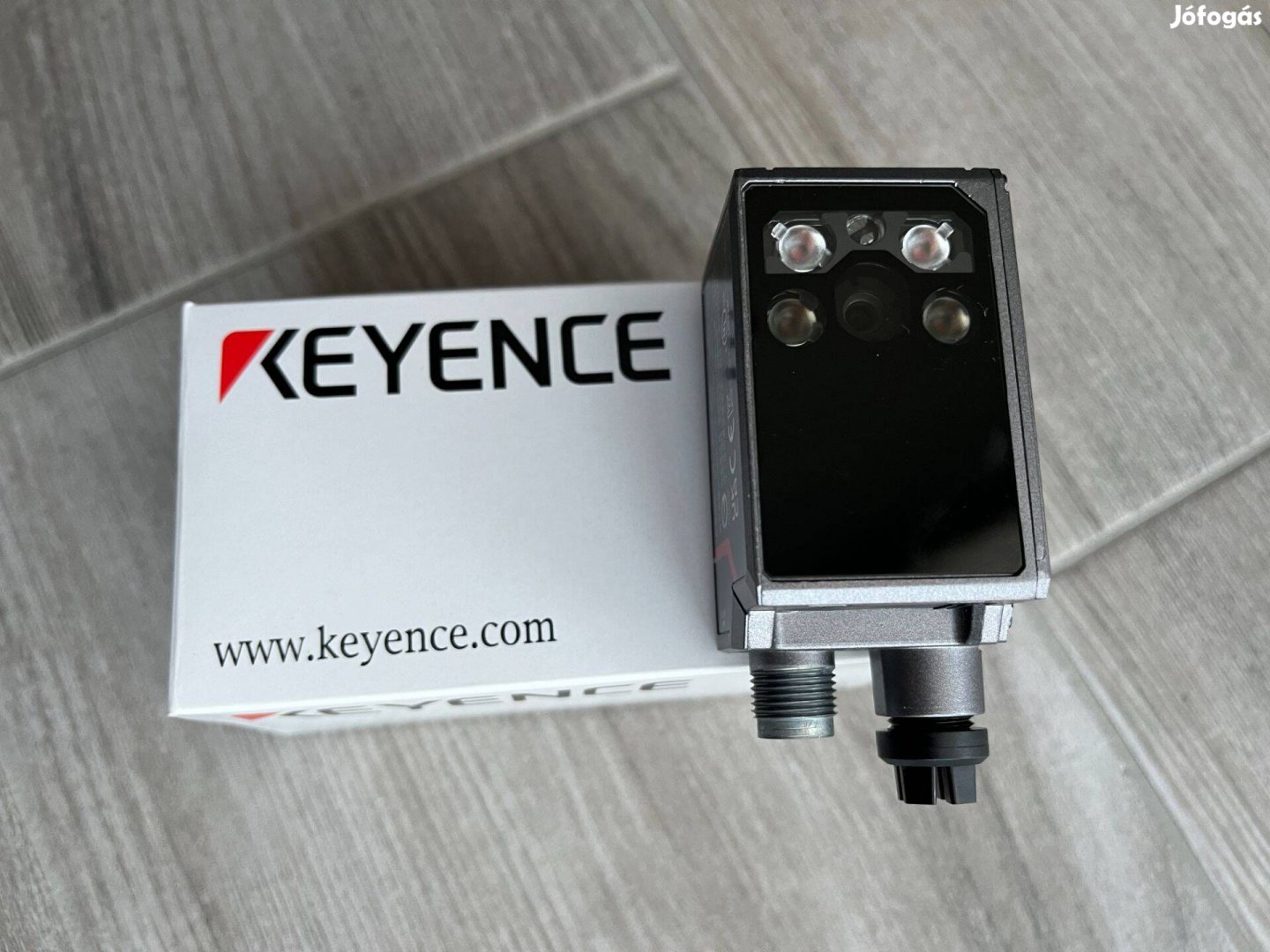 Keyence SR-X100W teljesen új, dobozos szett
