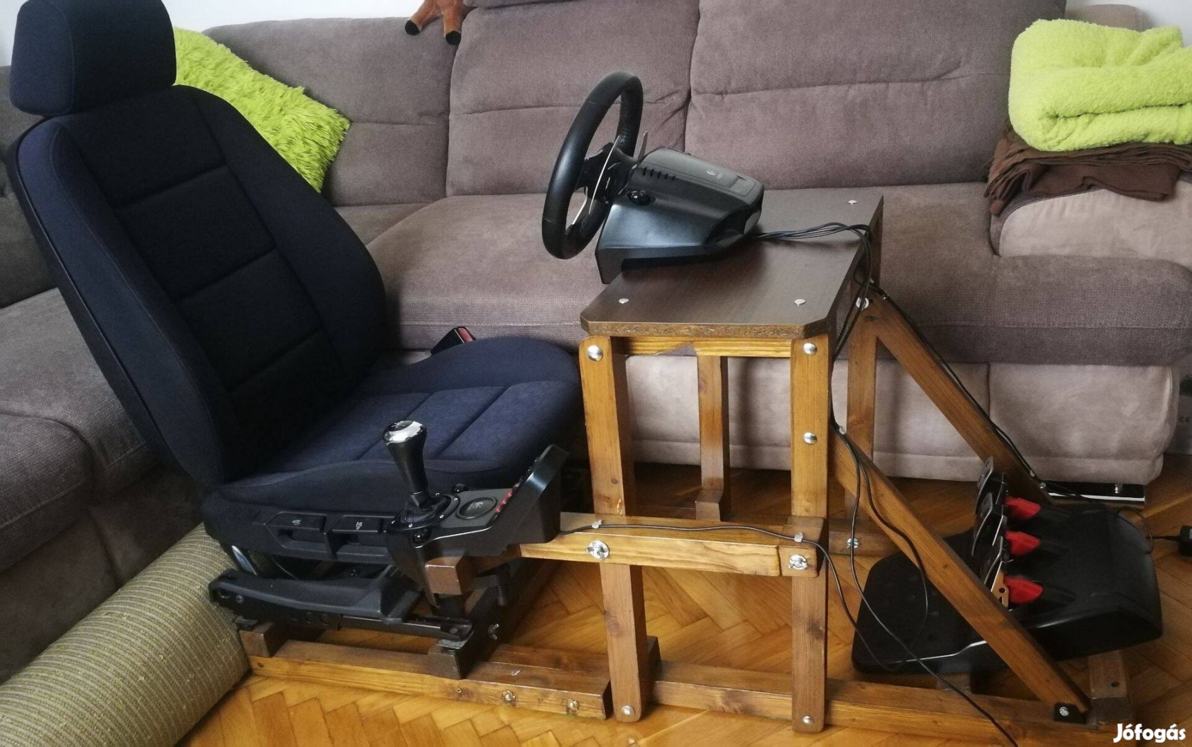 Kezdő autószimulátor cockpit Logitech G27