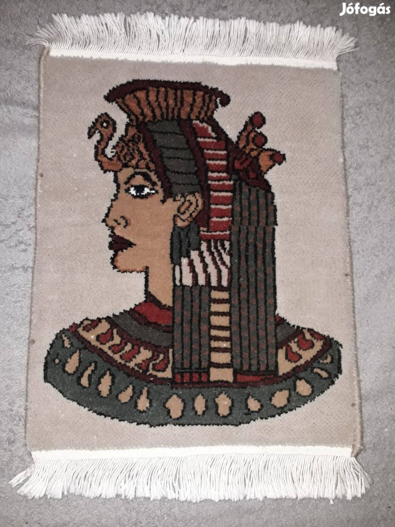 Kézi csomózású egyiptomi kis szőnyeg (49x33 cm) Nefertiti