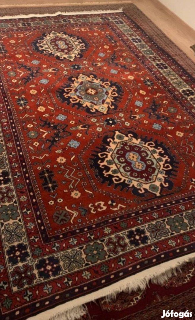 Kézi perzsa szőnyeg