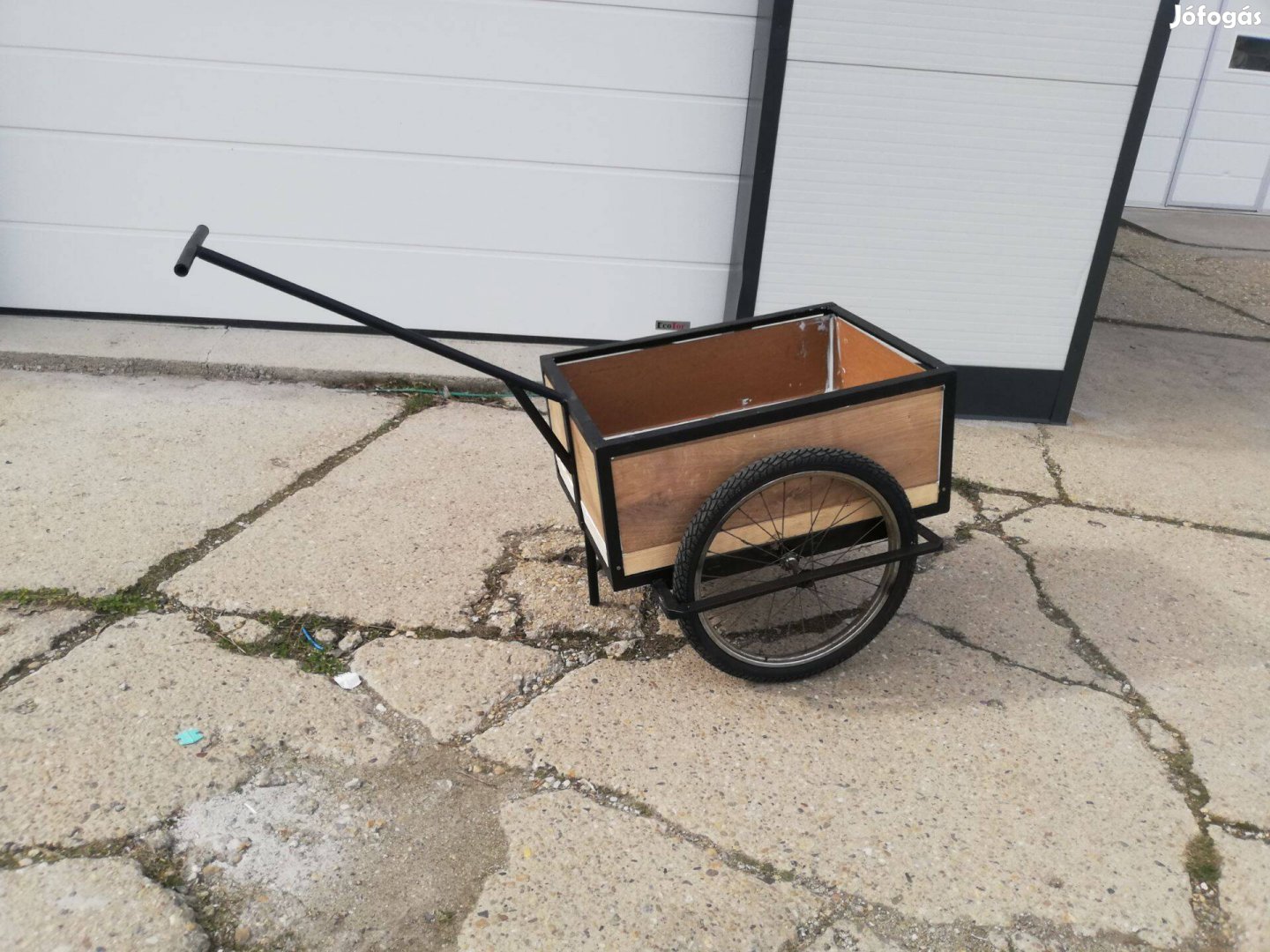 Kézikocsi jó állapotú