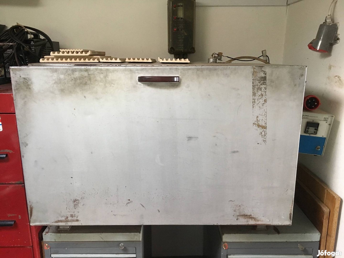 Kézműves hőkezelő kemence 800X400X400mm belső térrel