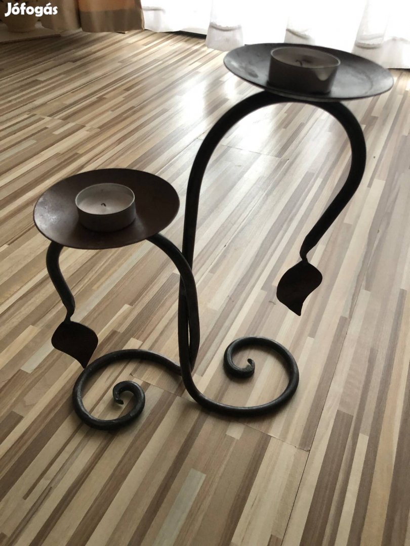 Kézműves kovácsoltvas gyertyatartó