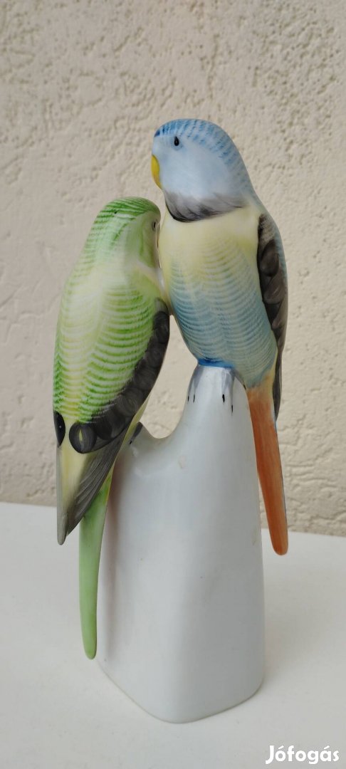 Kézzel festett Hollóházi madarak papagáj figura 18 cm
