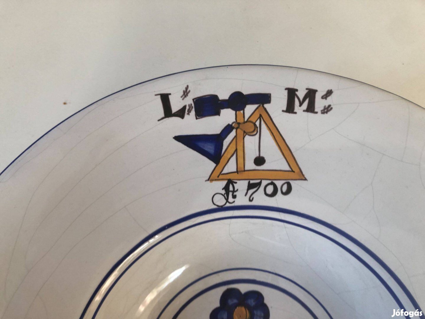 Kézzel festett habán kerámia falitányér