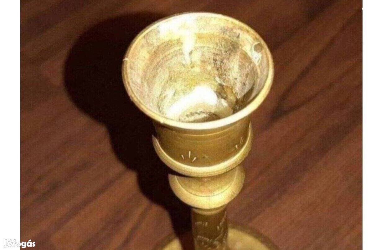 Kézzel vésett réz gyertyatartó