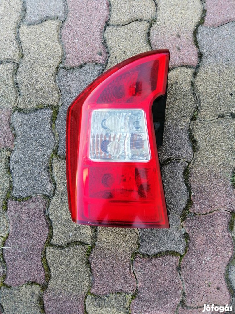 Kia Carens III bal hátsó lámpa