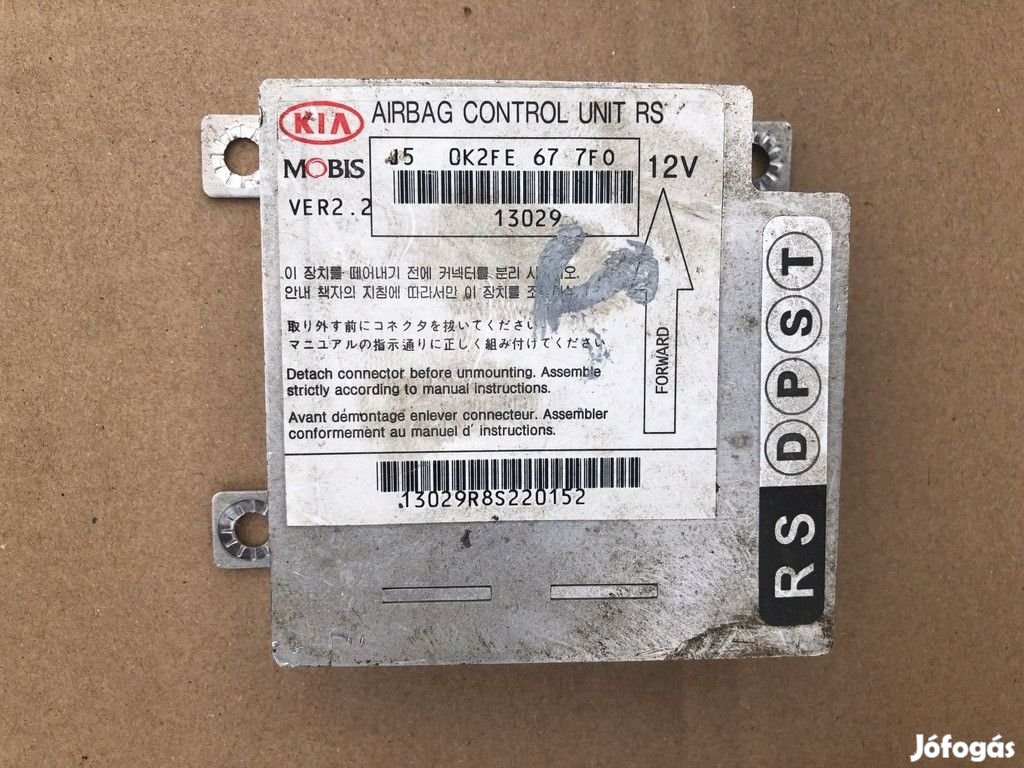 Kia Carens Légzsákvezérlő elektronika 0K2FE677F0