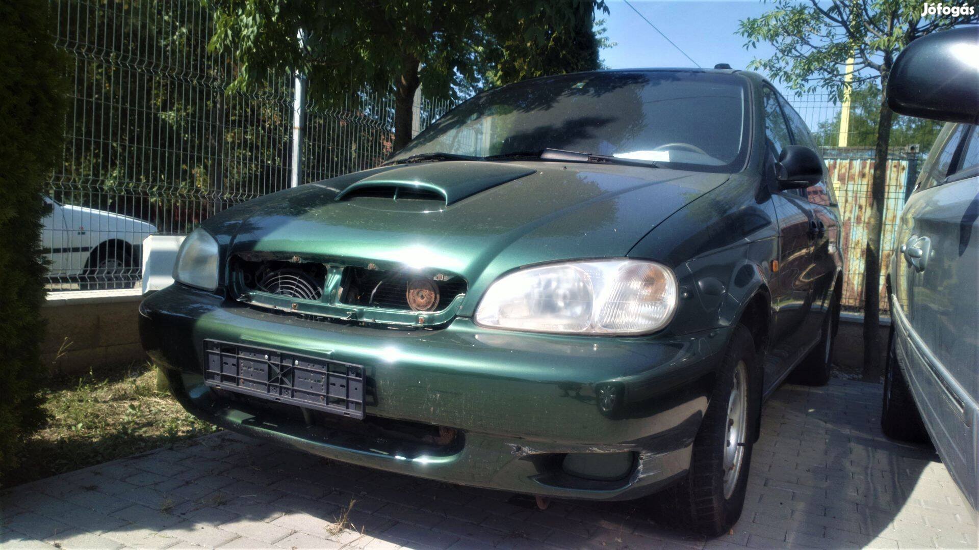 Kia Carnival alkatrészei