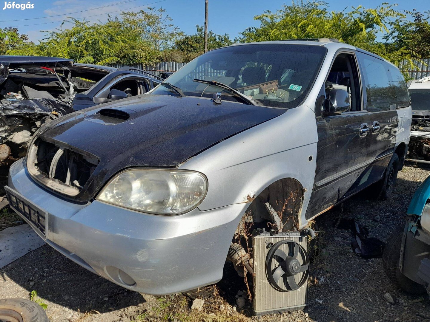 Kia Carnival alkatrészek eladó