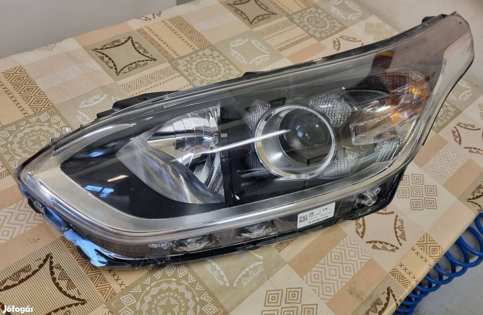 Kia Ceed 2018- Bal első fényszóró 92101j7050