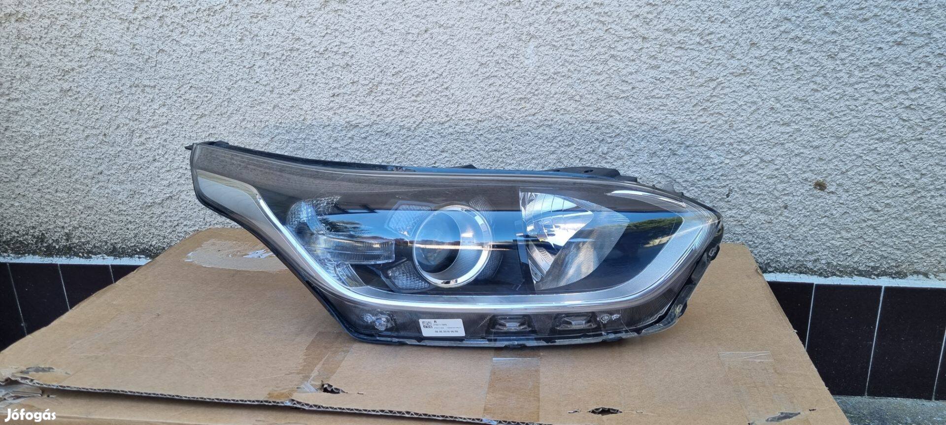 Kia Ceed 2018- Jobb első fényszóró 92102J7050