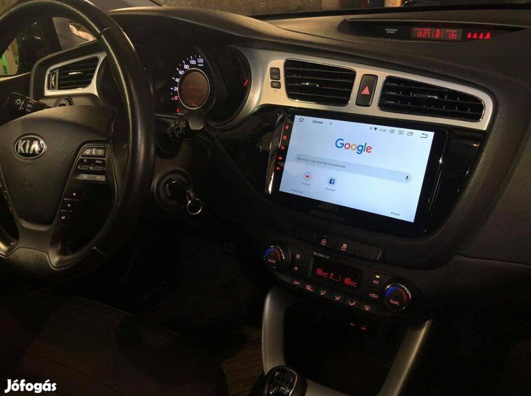 Kia Ceed Carplay Android GPS Rádió Multimédia Tolatókamerával