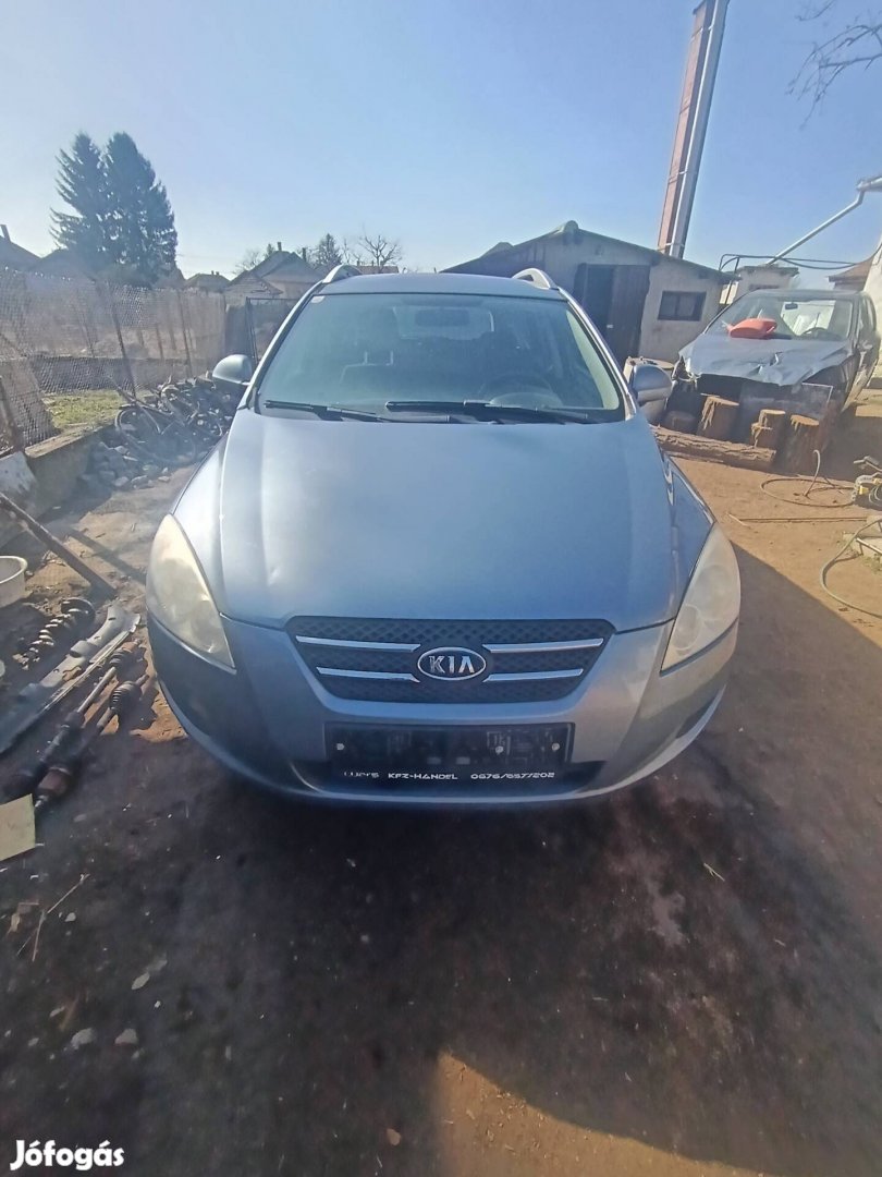 Kia Ceed Cee'd első lökhárító 