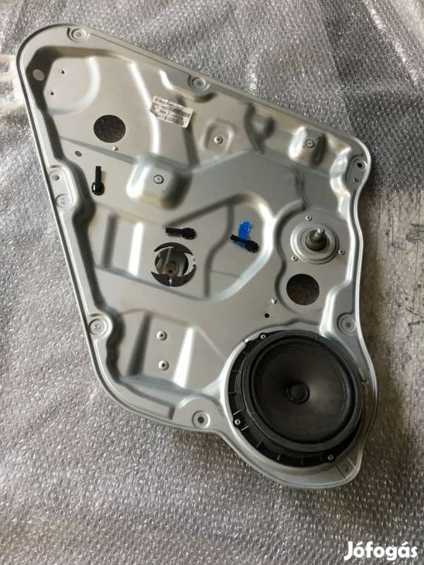 Kia Ceed ED ablakemelő szerkezet hátsó bal mechanikus  834711H000-BON