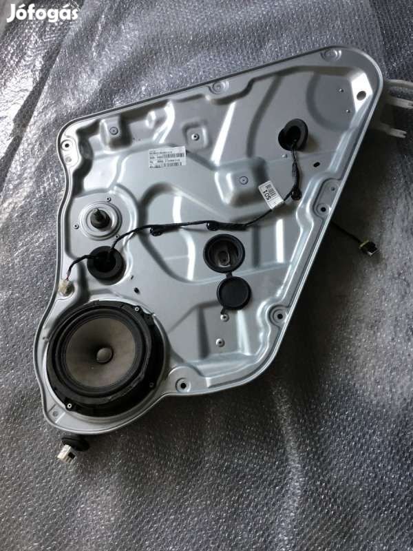 Kia Ceed ED jobb hátsó mechanikus ablakemelő szerkezet 834811H000-BON