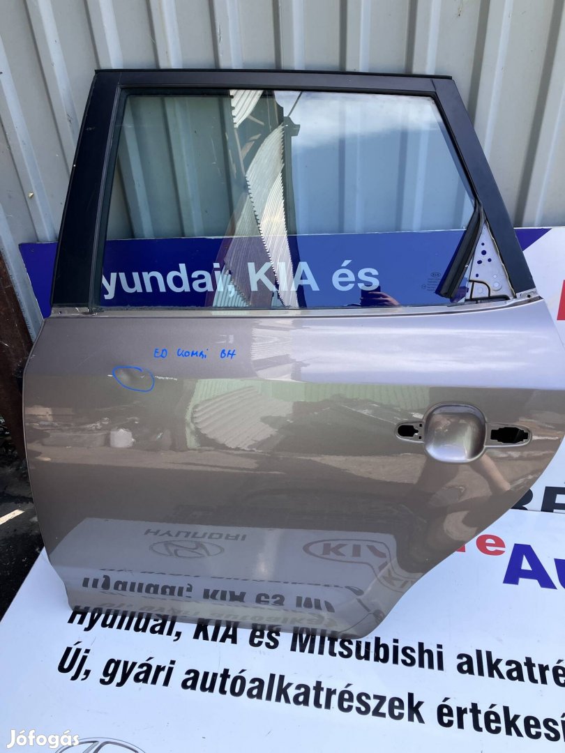 Kia Ceed ED kombi bal hátsó ajtó