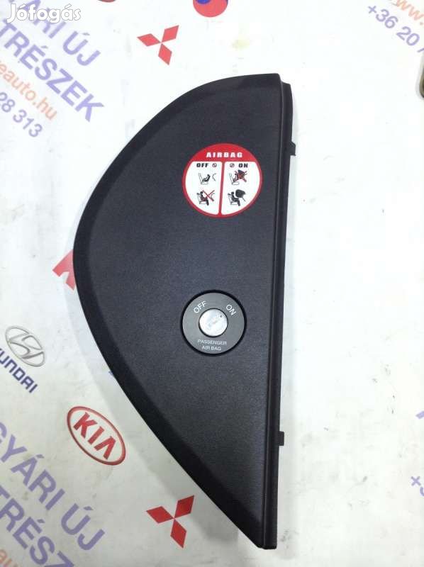 Kia Ceed ED műszerfal takaró jobb 847861H000-BON