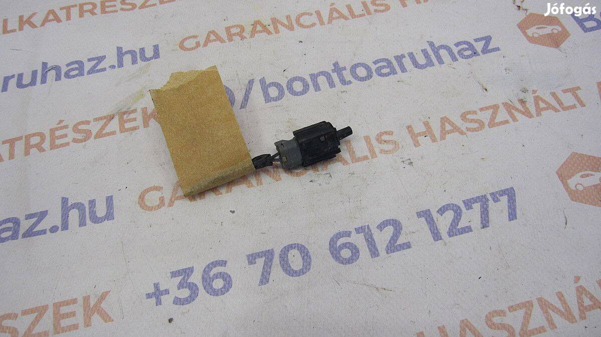 Kia Ceed Eladó gyári, bontott külső hőmérséklet jeladó