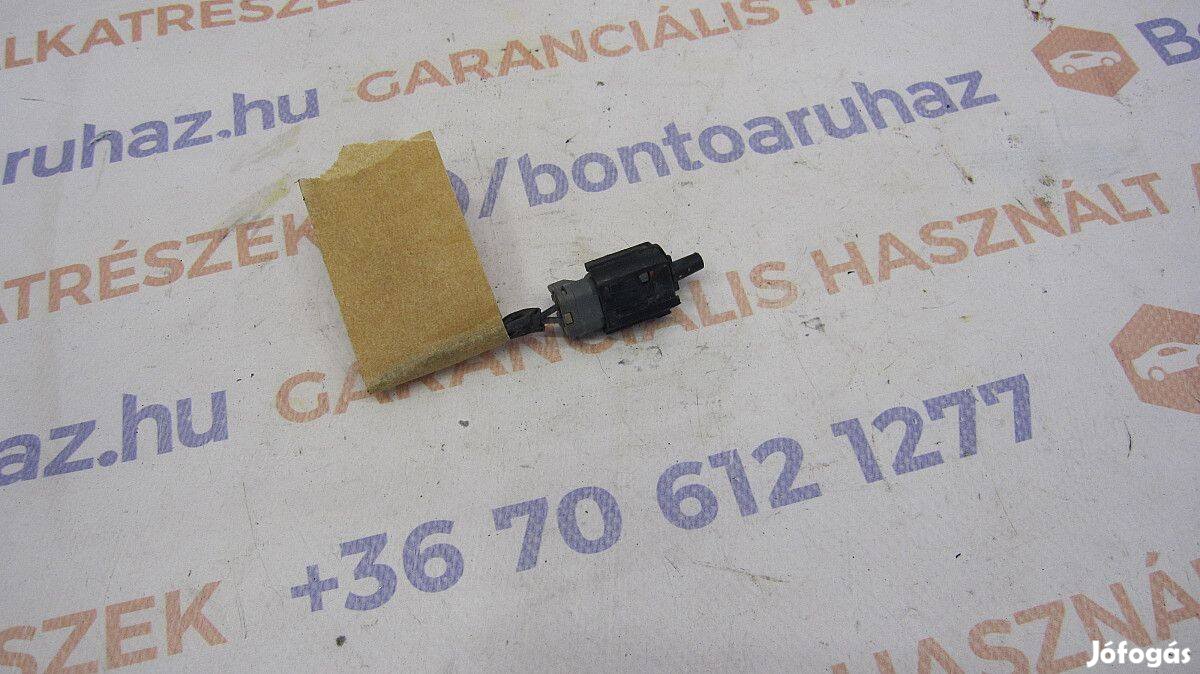 Kia Ceed Eladó gyári, bontott külső hőmérséklet jeladó