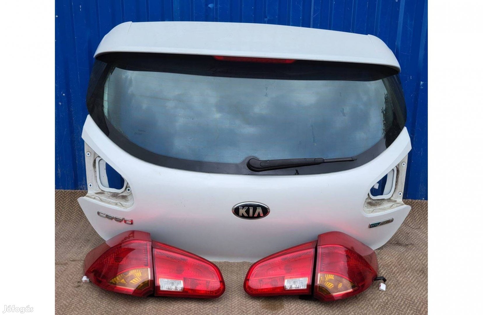 Kia Ceed JD 2012- gyári jobb 92402A20 hátsó külső lámpa