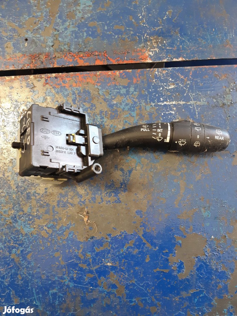 Kia Ceed ED 06-12 Ablaktörlő Kapcsoló