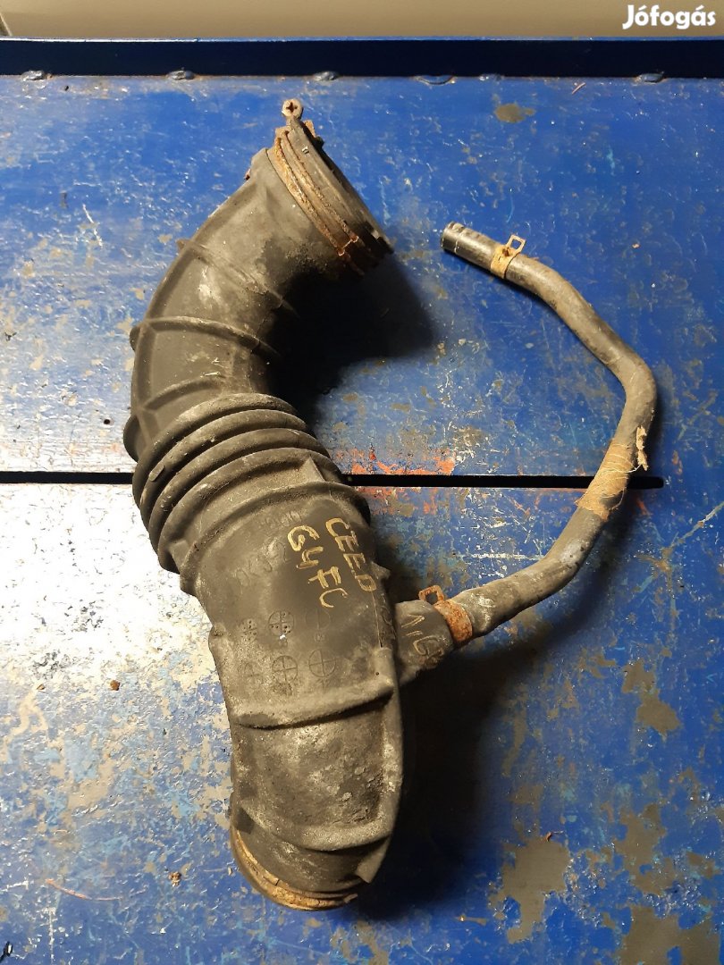 Kia Ceed ED 06-12 Levegőcső