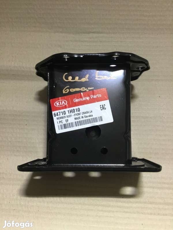 Kia Ceed bal váznyúlvány vég 647101H010