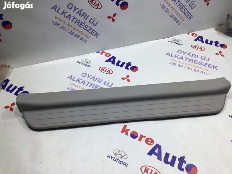 Kia Ceed küszöbborítás belső jobb 858721H000