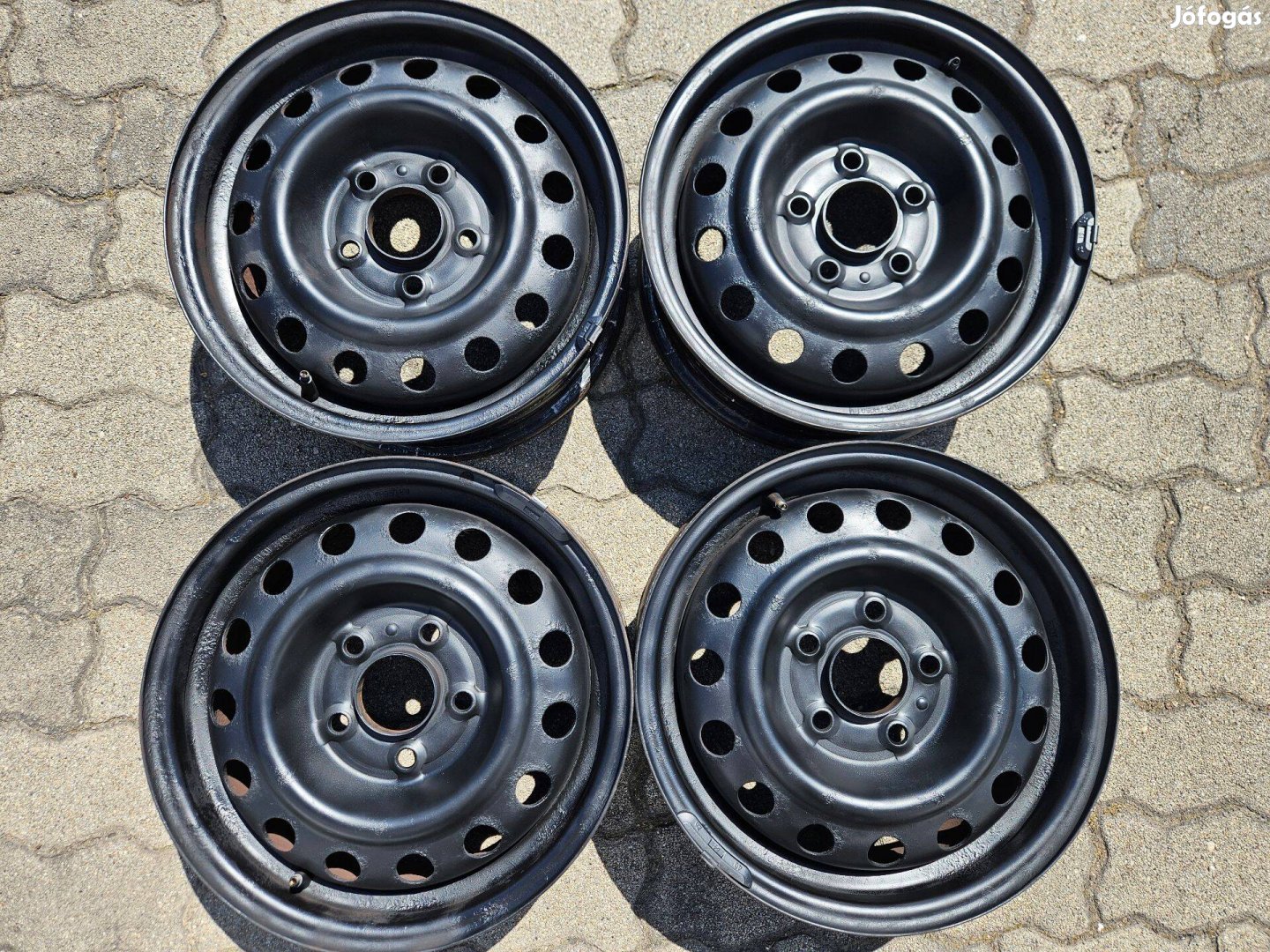 Kia Hyundai Mazda 4 db lemezfelni 5x114.3 R15