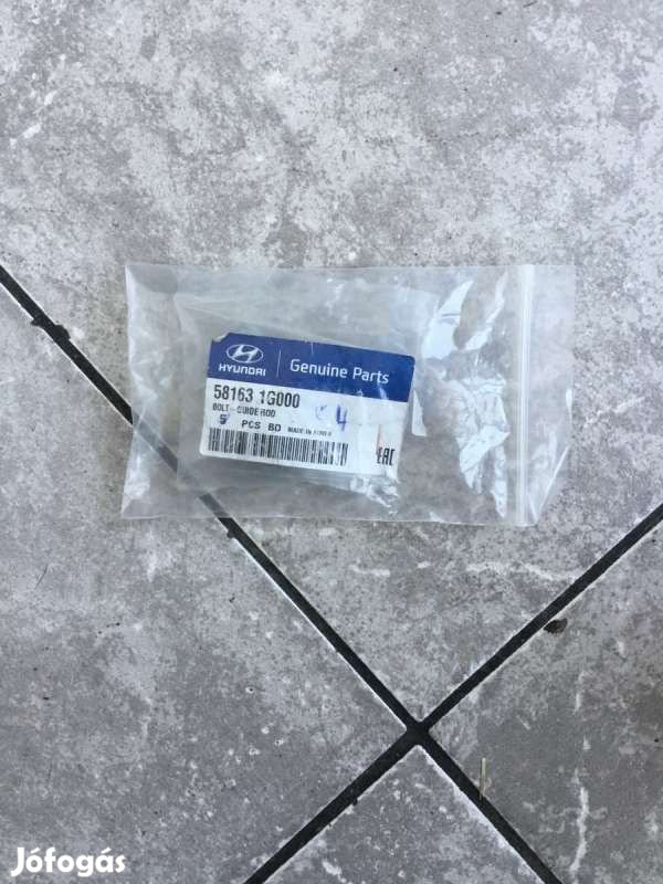 Kia Hyundai vezetőrúd csavar 581631G000