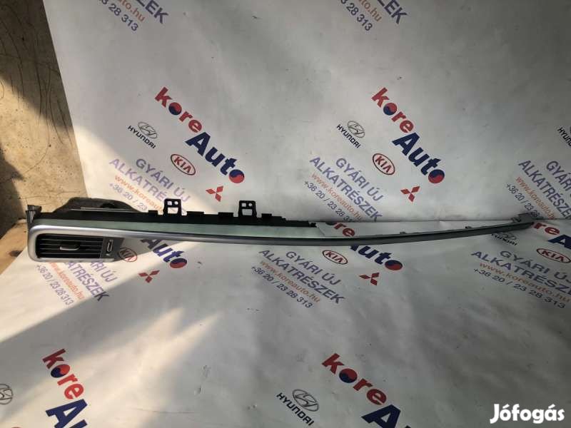 Kia Optima JF műszerfal szellőző jobb 84795D4000SG7-BON