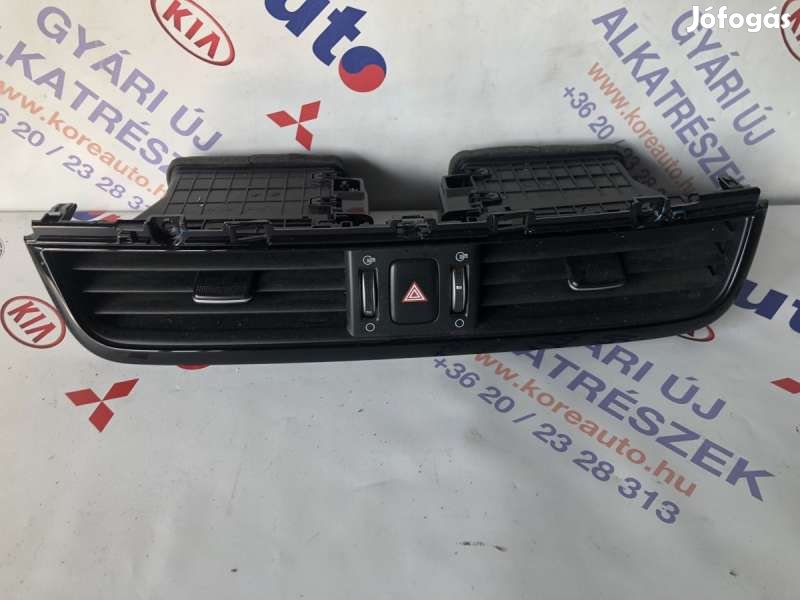 Kia Optima JF műszerfal szellőző középső 84760D4000WK-BON