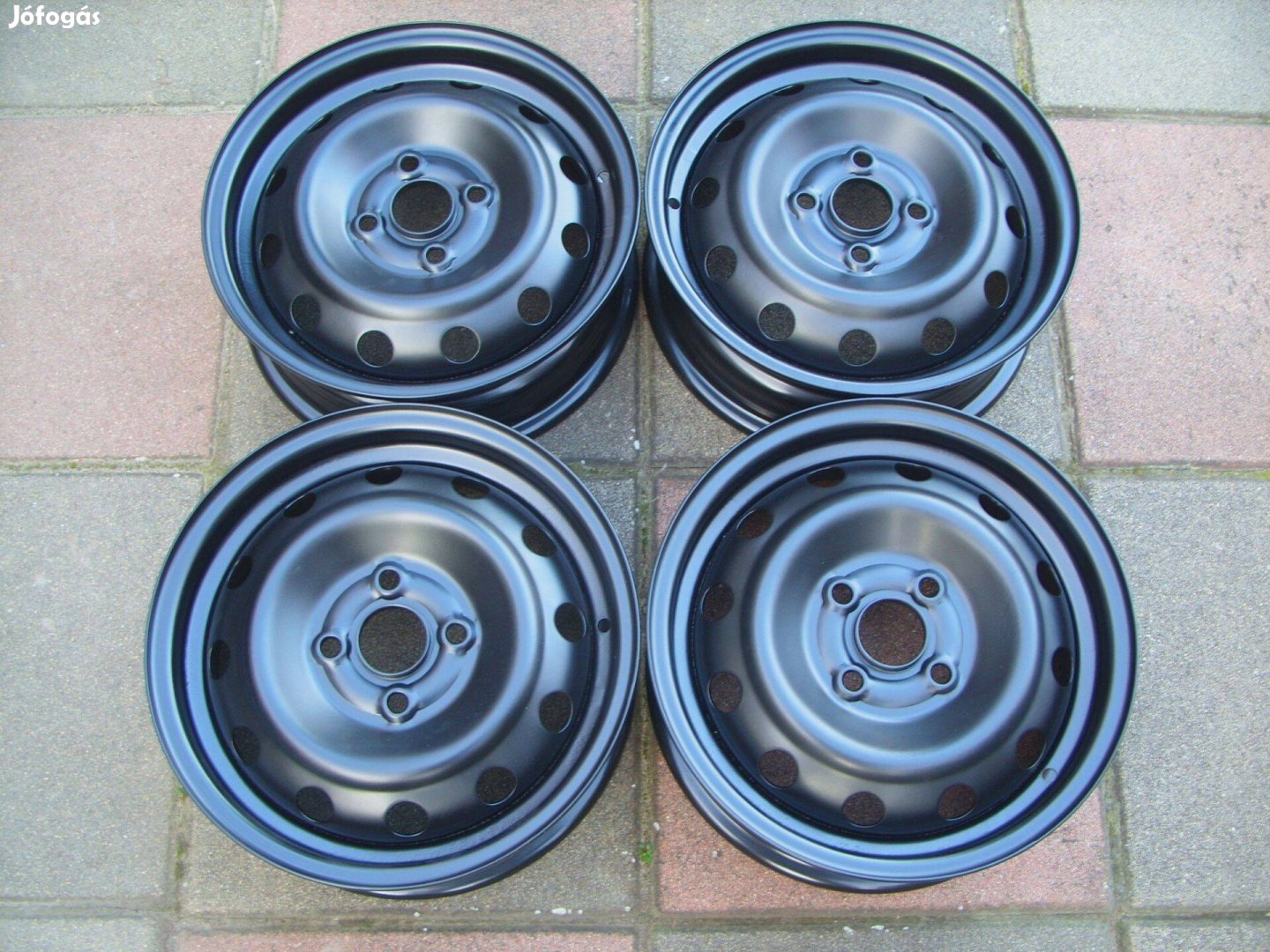 Kia Picanto Hyundai i10 i20 felni acélfelni 14"