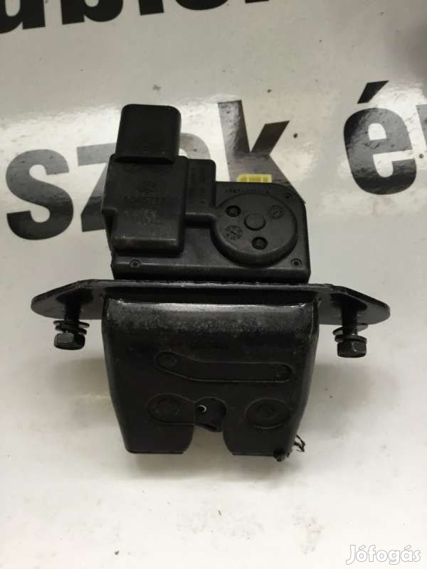 Kia Picanto JA csomagtér zár 81230G6010-BON