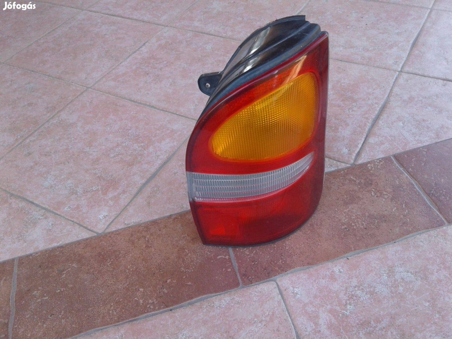 Kia Pregio 2.5 jobb hátsó lámpa