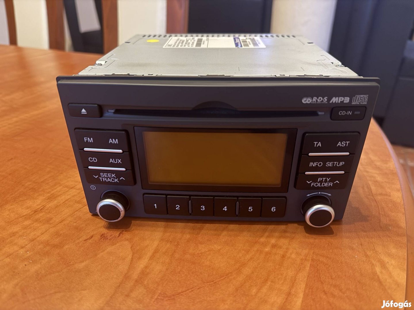 Kia Rio 2009, gyári fejegység