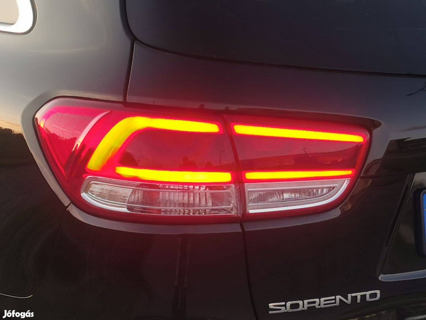 Kia Sorento III (UM 2015 - ) hátsó bal LED lámpa eladó
