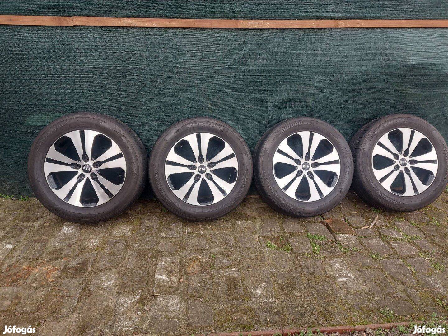 Kia Sorento alufelni+nyári gumi 5X114.3 R18