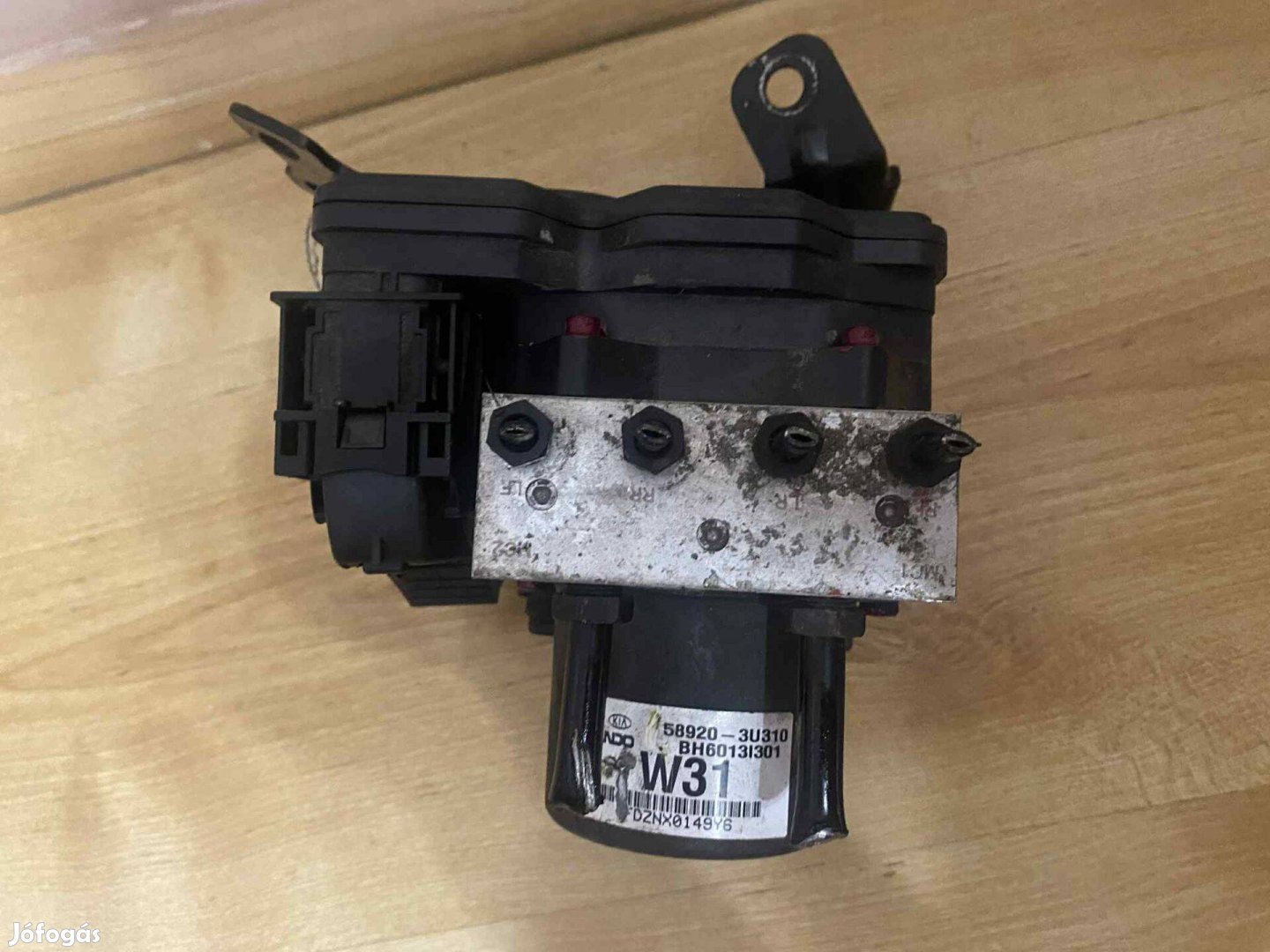 Kia Sportage ABS kocka 589203U310