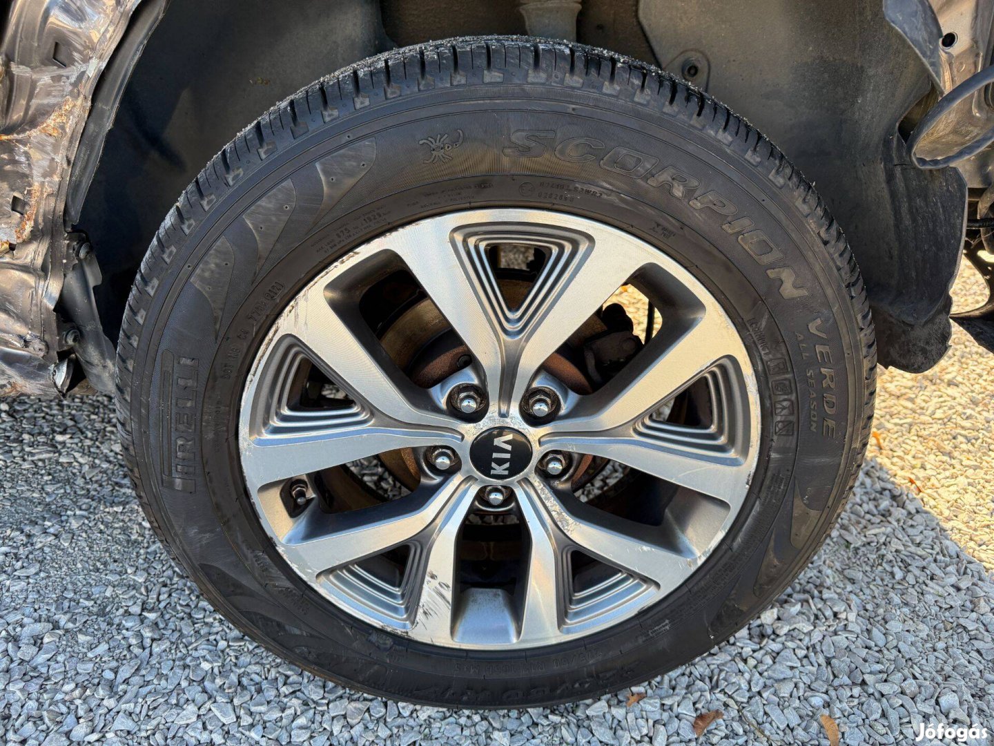 Kia Sportage SL 2.0 CRDi 4WD Automata - Csonkállvány összes