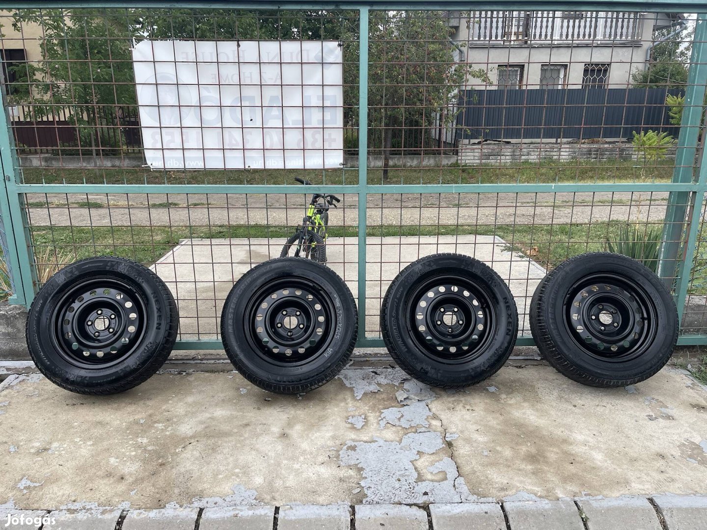 Kia Sportage télikerék!