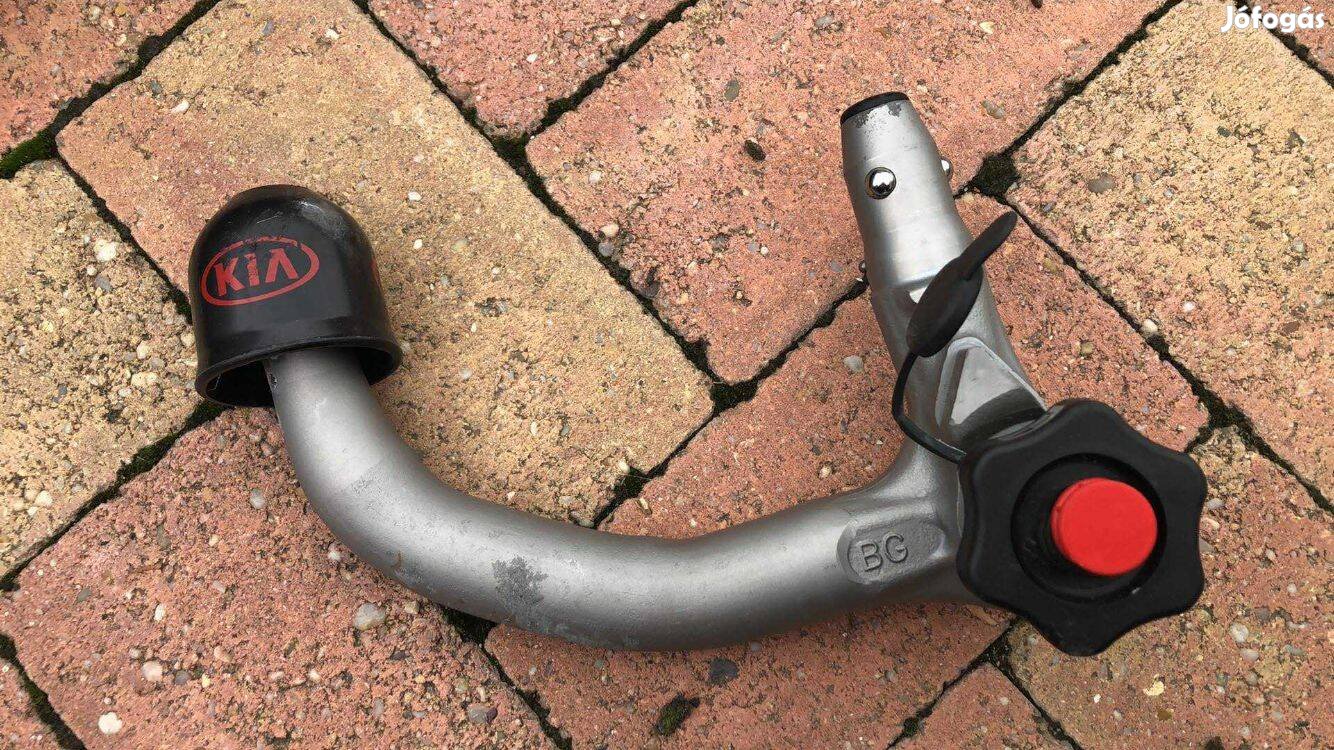 Kia Stonic levehető vonóhorog 2017-től