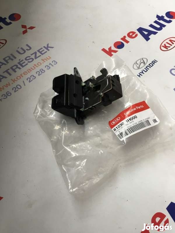 Kia Venga csomagtér zár 812301H000