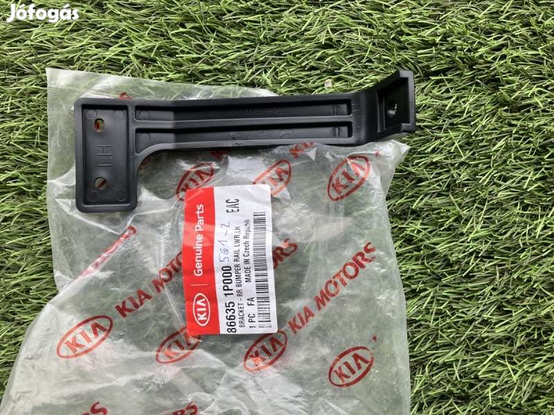 Kia Venga hátsó lökhárító alsó tartó bal 866351P000
