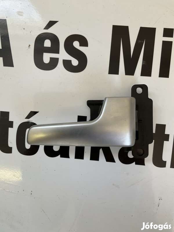 Kia Venga jobb belső kilincs 826201P010CR-BON