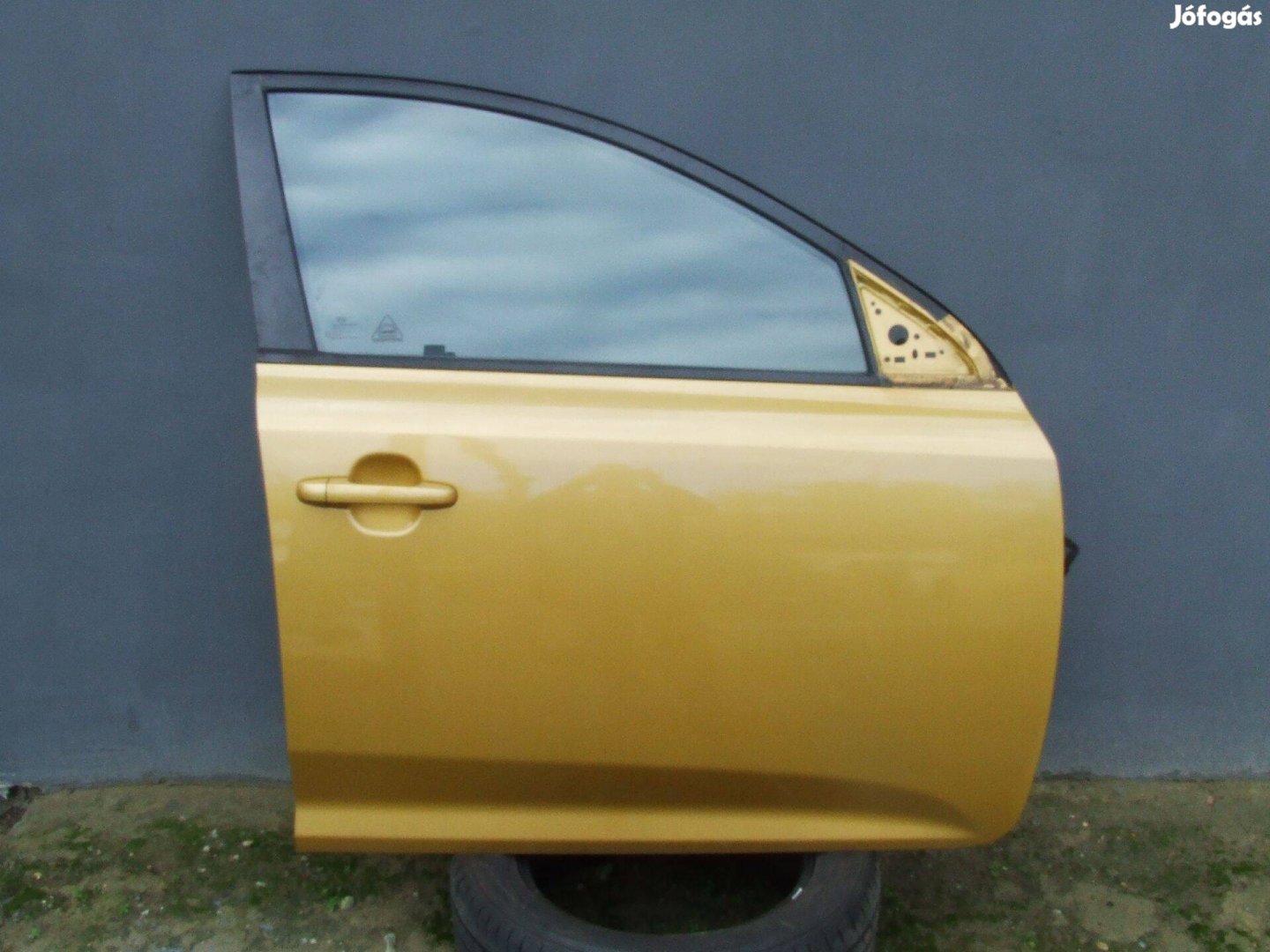 Kia ceed ed jobb első ajtó kompletten hibátlan kombi